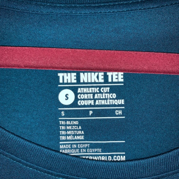 womens the nike tee